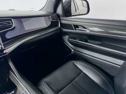 Used 2022 Jeep Wagoneer Series II w/ Premium Group I image 24