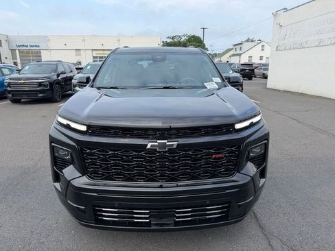 New 2026 Chevrolet Traverse RS w/ LPO, Floor Liner Package AWD/4WD image 2