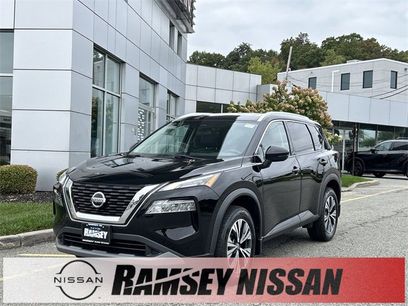 Certified 2021 Nissan Rogue SV w/ Premium Package