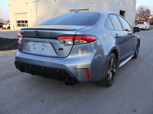 Used 2023 Toyota Corolla SE image 18