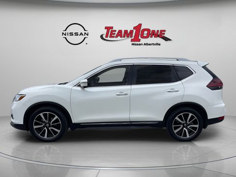 Used 2020 Nissan Rogue SL w/ Premium Package FWD image 6