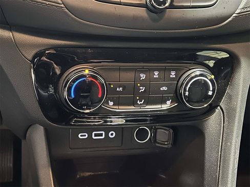 Used 2023 Buick Encore GX Preferred w/ Cold Weather Comfort Package image 20