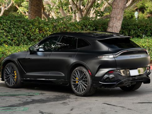 Used 2023 Aston Martin DBX 707 image 4