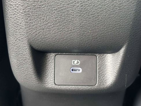 New 2025 Nissan Versa SV w/ Trunk Package FWD image 12