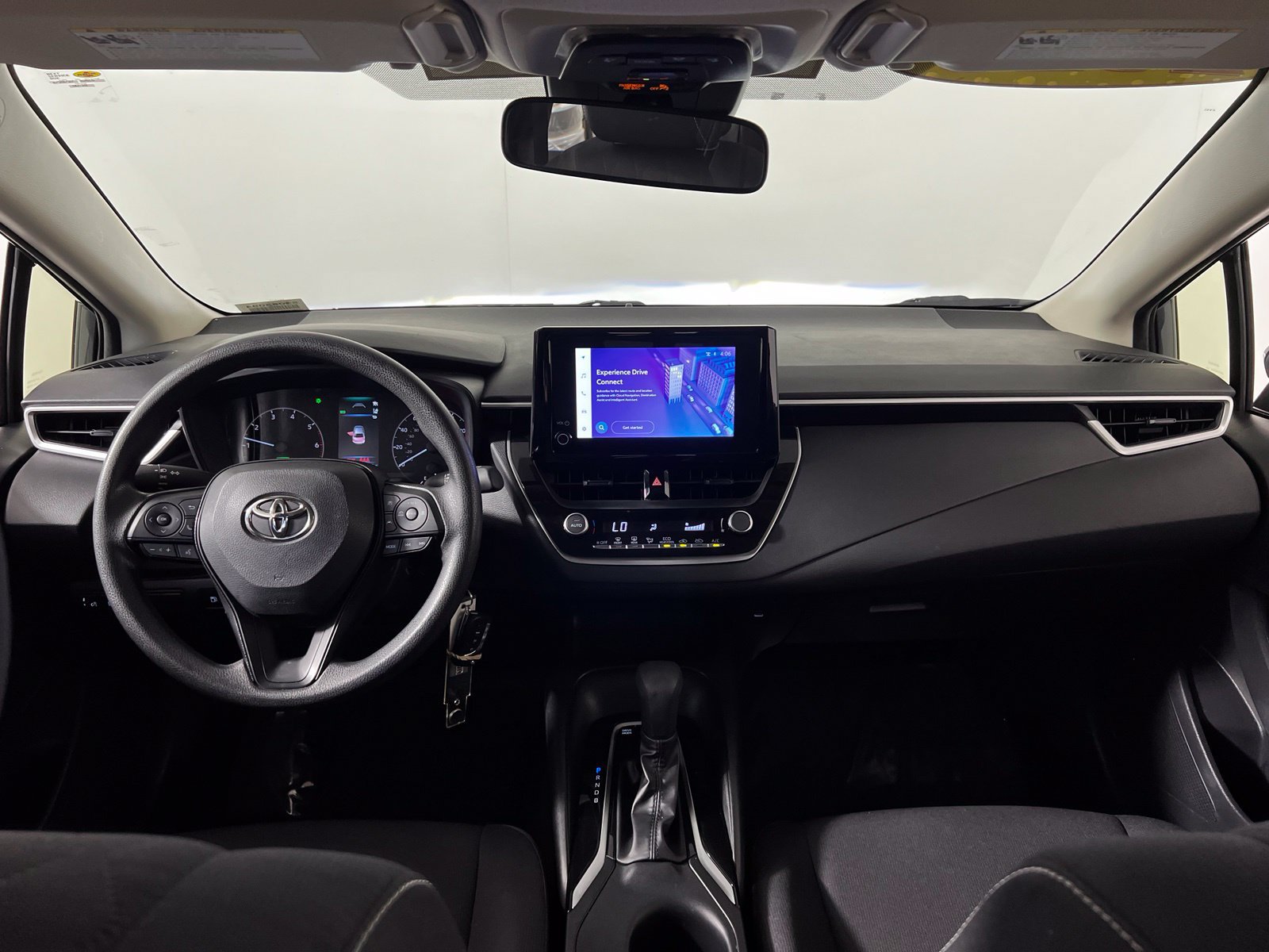 Certified 2025 Toyota Corolla LE FWD image 20