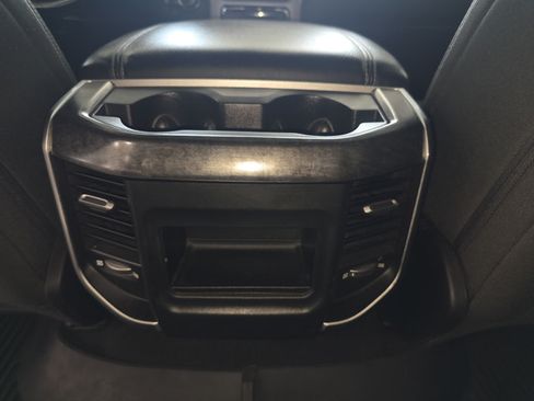 Used 2019 RAM 1500 Big Horn AWD/4WD image 26
