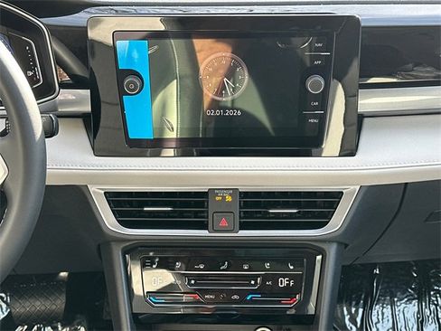 New 2026 Volkswagen Taos SEL image 27