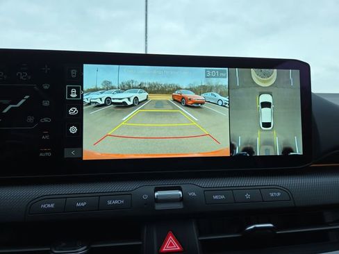 New 2025 Kia K4 GT-Line Turbo image 11