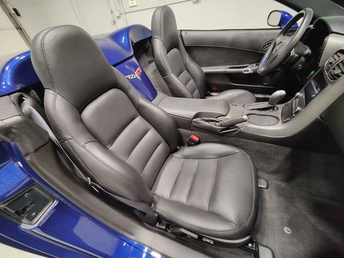 Used 2007 Chevrolet Corvette Convertible w/ Preferred Equipment Group image 15