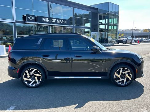 Used 2025 MINI Cooper Countryman SE w/ Comfort Package Max image 6
