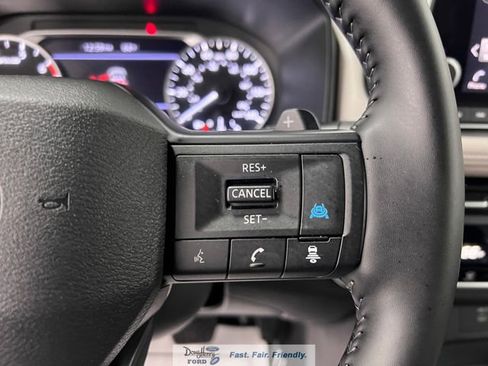 Used 2025 Nissan Rogue SV image 46