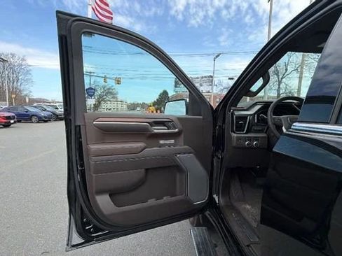 New 2025 GMC Sierra 1500 Denali w/ Denali Reserve Package AWD/4WD image 13
