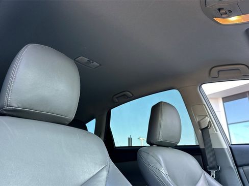 Used 2013 Toyota Prius V Three image 18