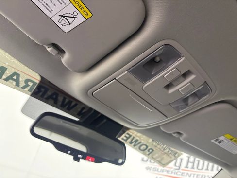 Used 2025 Kia Soul EX FWD image 23