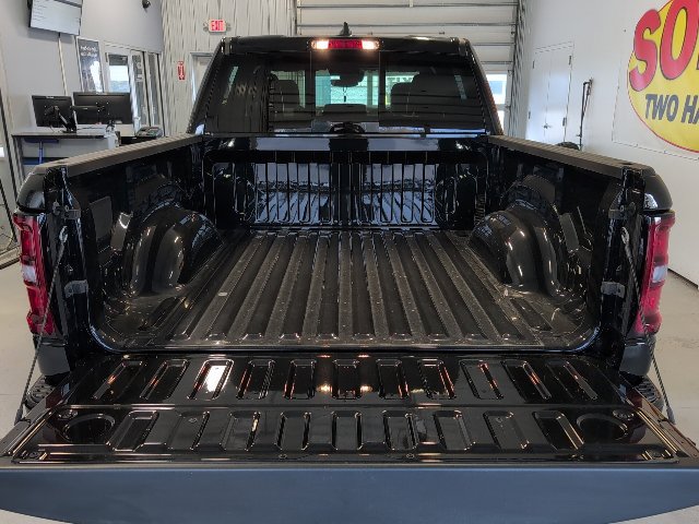 New 2026 RAM 1500 Laramie w/ Night Edition AWD/4WD image 38