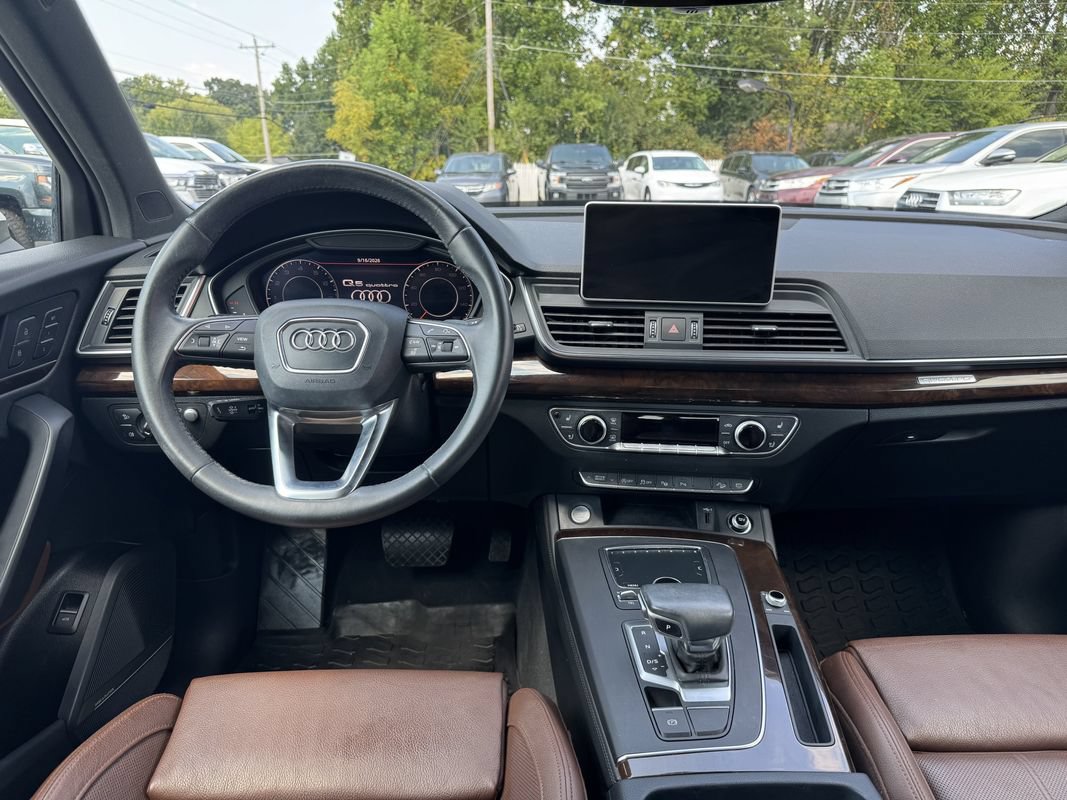 Used 2019 Audi Q5 Prestige w/ Prestige Package AWD/4WD image 19