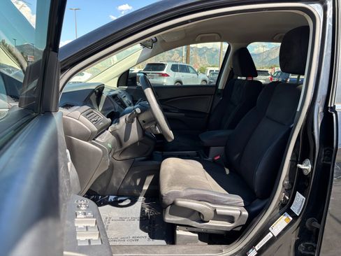 Used 2015 Honda CR-V LX image 11