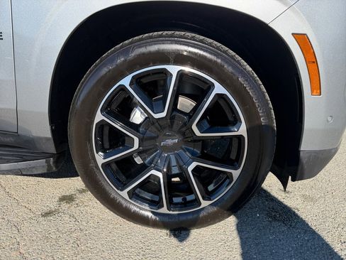 Used 2025 Chevrolet Tahoe RST w/ RST Capability Package image 28