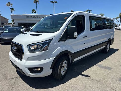 Used 2023 Ford Transit 350 XLT RWD image 9