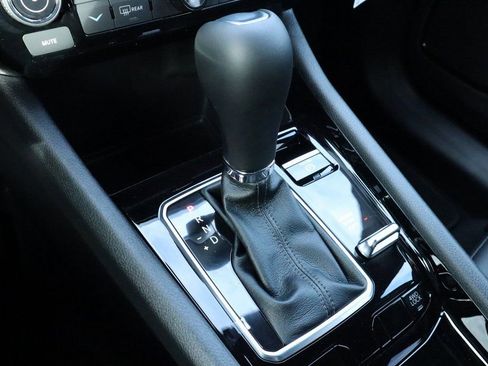 New 2026 Jeep Compass Latitude image 8