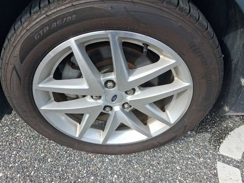 Used 2011 Ford Fusion SEL w/ 302A Rapid Spec Order Code FWD image 15