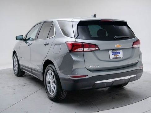 Used 2024 Chevrolet Equinox LT image 3