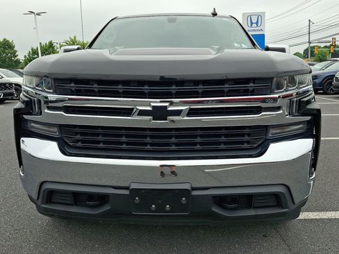 Used 2019 Chevrolet Silverado 1500 LT w/ All-Star Edition AWD/4WD image 2