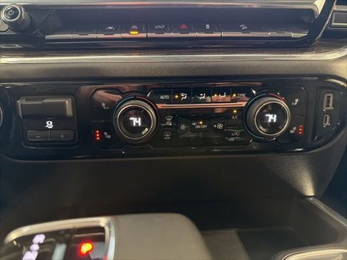 Used 2023 Chevrolet Silverado 1500 LT Trail Boss image 30