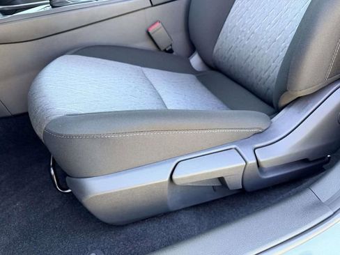 New 2026 Nissan Sentra SV w/ Floor Mat Package FWD image 15