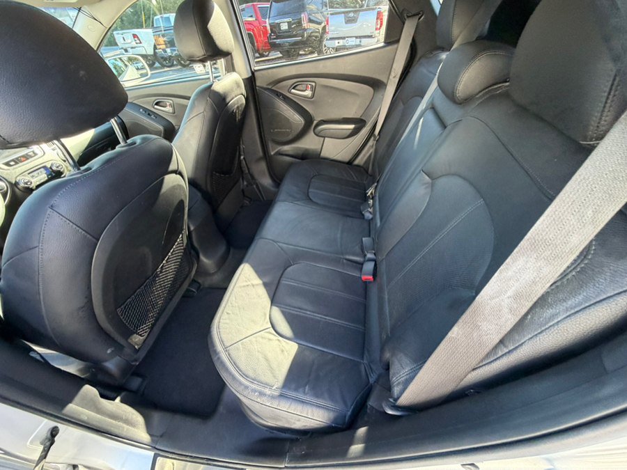Used 2012 Hyundai Tucson Limited w/ Premium Pkg AWD/4WD image 14