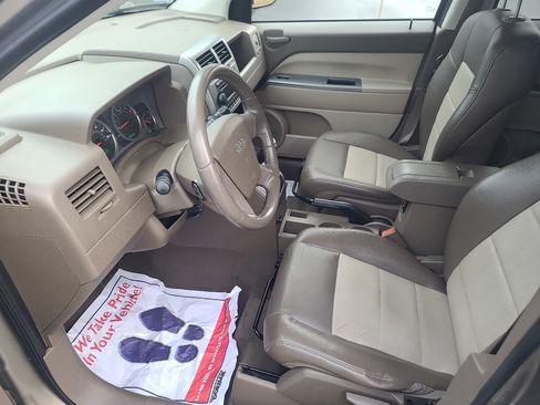 Used 2007 Jeep Compass Limited w/ Driver Convenience Group image 10