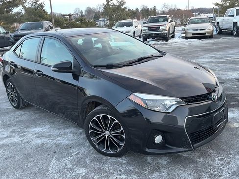 Used 2016 Toyota Corolla S Premium image 19