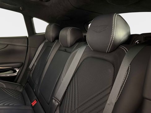 Used 2023 Aston Martin DBX AWD/4WD image 68