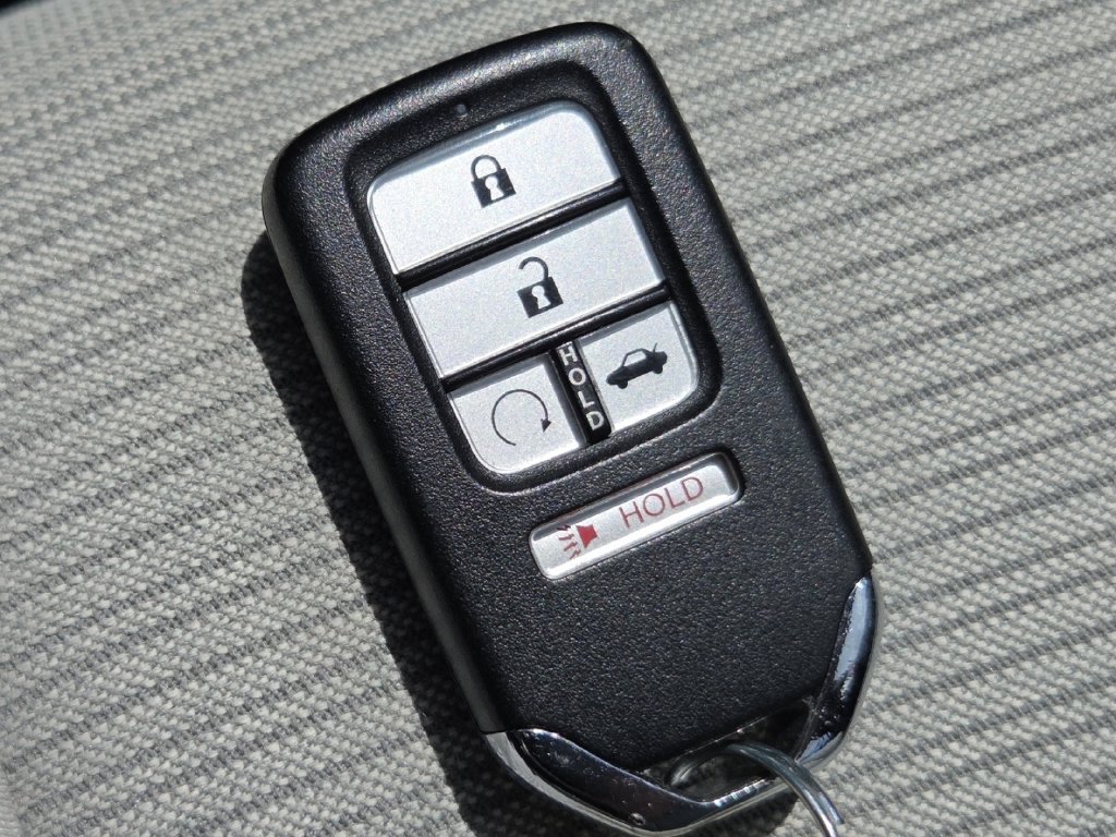 Used 2022 Honda Insight EX image 38