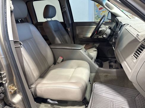 Used 2006 Dodge Dakota Laramie w/ Trailer Tow Group image 82