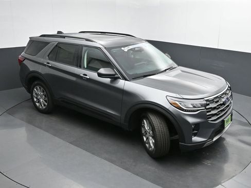 New 2026 Ford Explorer Active w/ Active Comfort Package image 48
