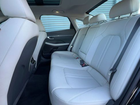 Used 2022 Hyundai Sonata Limited image 15