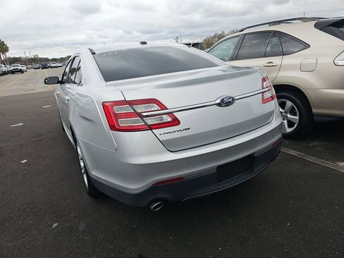 Used 2018 Ford Taurus SE image 10
