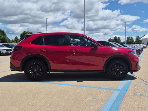 Certified 2026 Honda HR-V Sport image 6