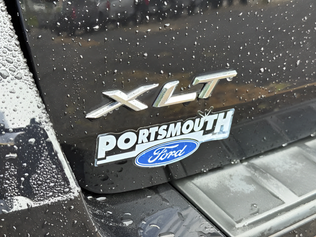 Used 2023 Ford Explorer XLT w/ Equipment Group 202A AWD/4WD image 17
