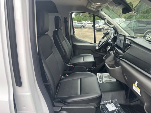 New 2025 Ford Transit 250 Low Roof RWD image 12