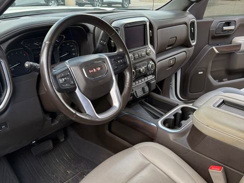Used 2021 GMC Sierra 1500 SLT w/ SLT Premium Plus Package AWD/4WD image 9
