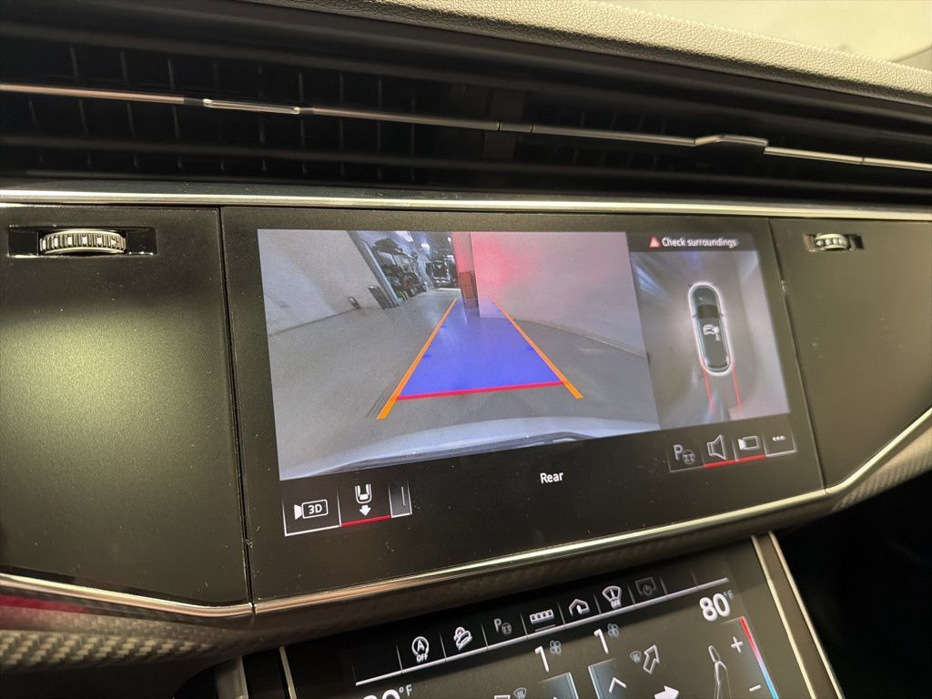 Used 2025 Audi SQ7 Prestige AWD/4WD image 29