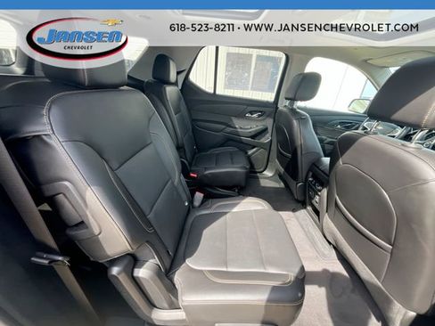 Used 2021 Chevrolet Traverse Premier image 27