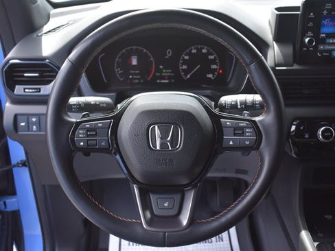 Used 2023 Honda Pilot TrailSport image 22