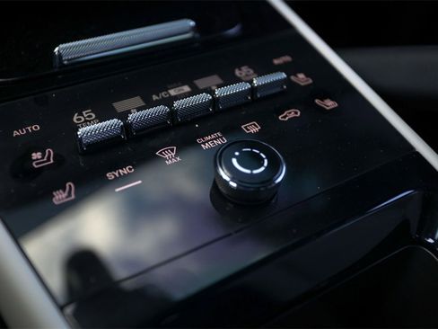 Used 2024 Porsche Cayenne S image 29