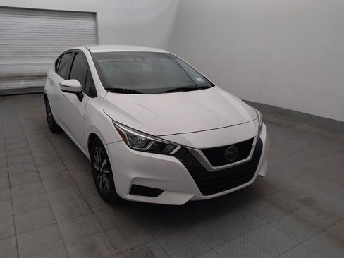 Used 2021 Nissan Versa SV FWD image 13