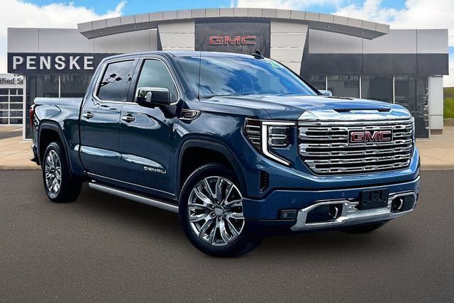 Certified 2025 GMC Sierra 1500 Denali w/ Denali Reserve Package AWD/4WD image 10