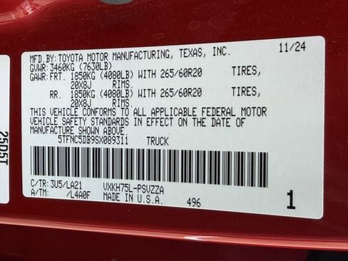 Used 2025 Toyota Tundra Platinum AWD/4WD image 35