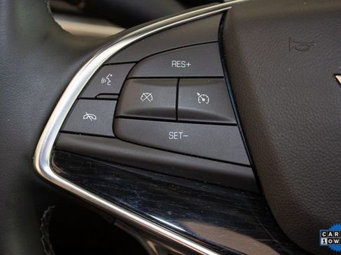 Used 2025 Cadillac XT5 Premium Luxury image 22